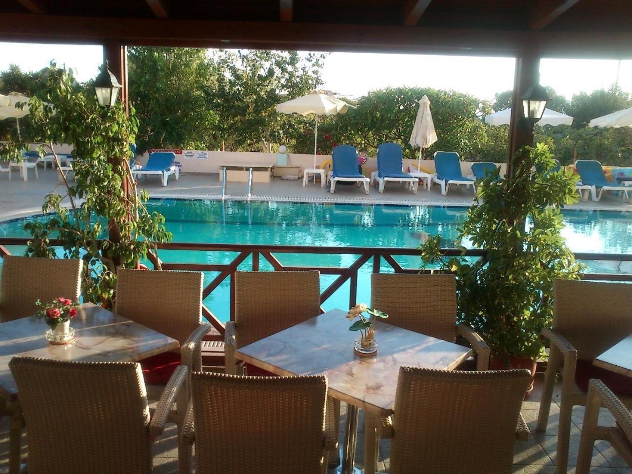 Summer Memories Aparthotel Pefki Extérieur photo
