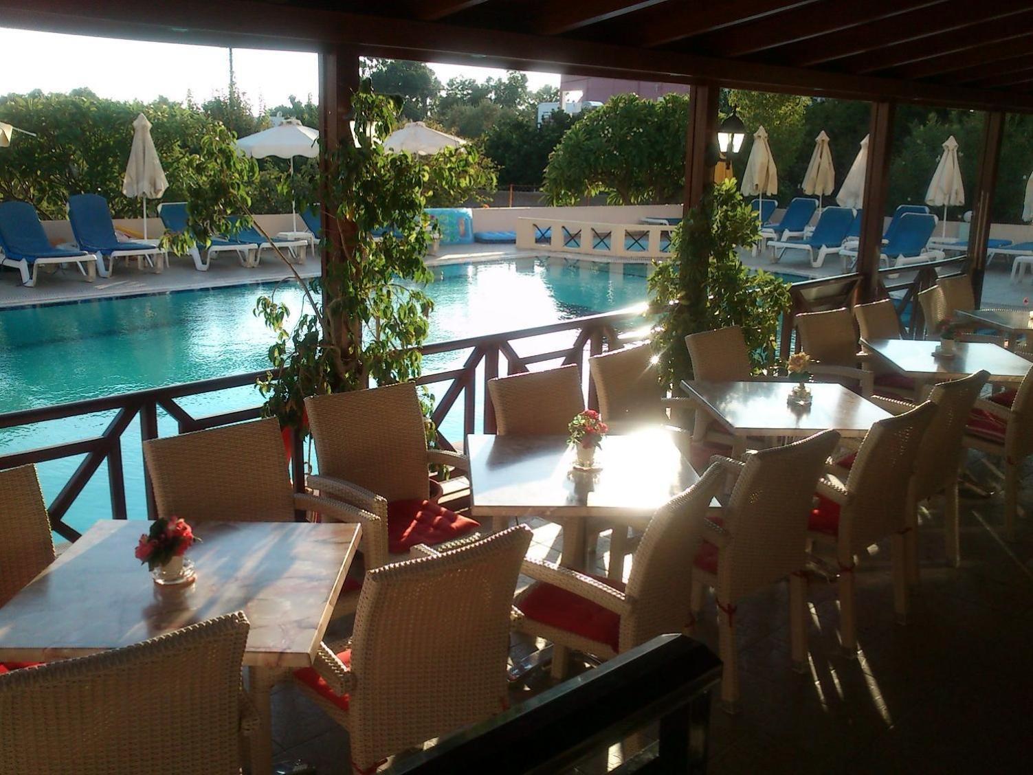 Summer Memories Aparthotel Pefki Extérieur photo